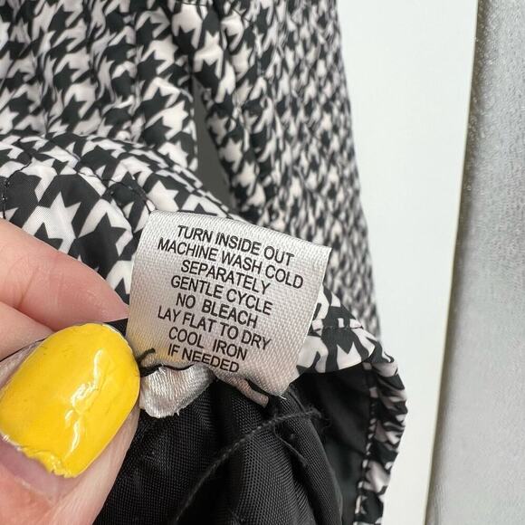 Cynthia Rowley plus size black & white houndstooth button front jacket size 1X - Picture 7 of 8